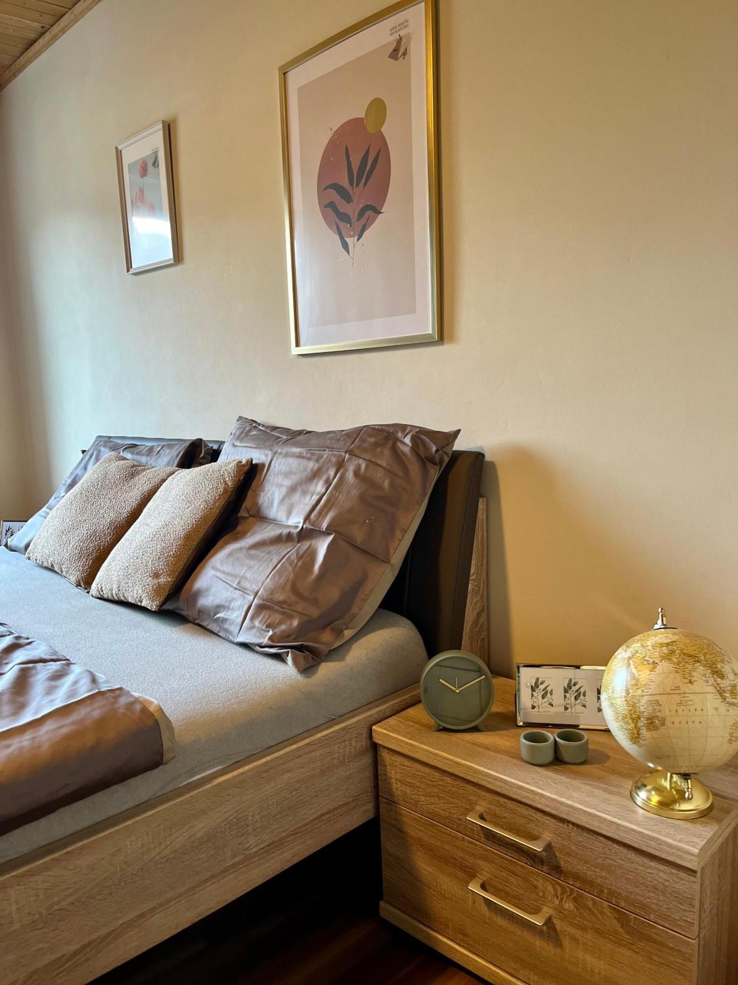 Gemuetliche Wohnung/ Cozy Apartment Niklasdorf Extérieur photo